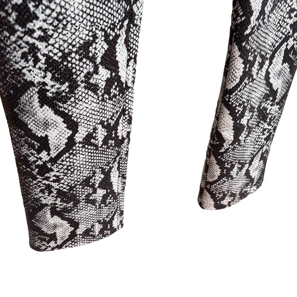 Urban Outfitters Maia Snakeskin Pants - Picture 13 of 16